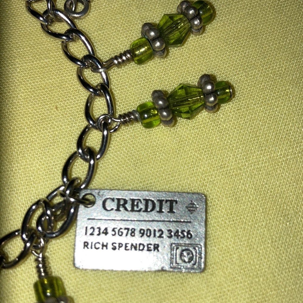 BORN TO SHOP charm bracelet ST w/24 gr. beads IN 8 stacks, 5 charms $21 - Picture 3 of 7